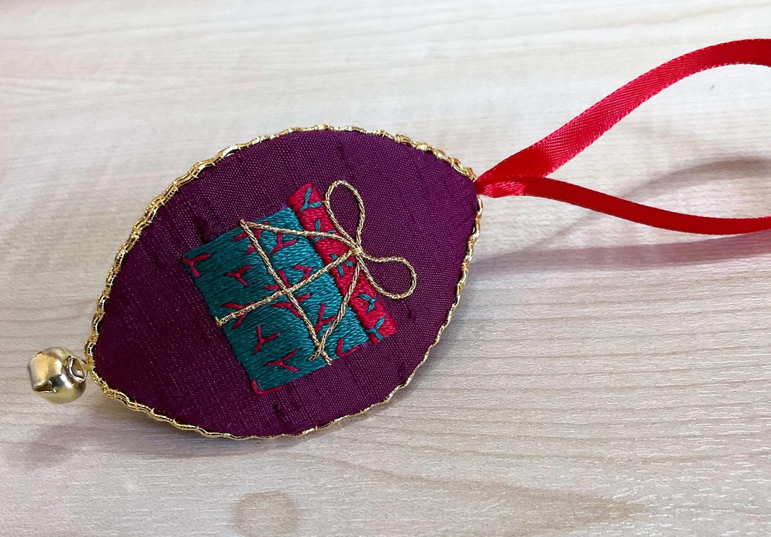 3 Sided Embroidery Goldwork Christmas Bauble
